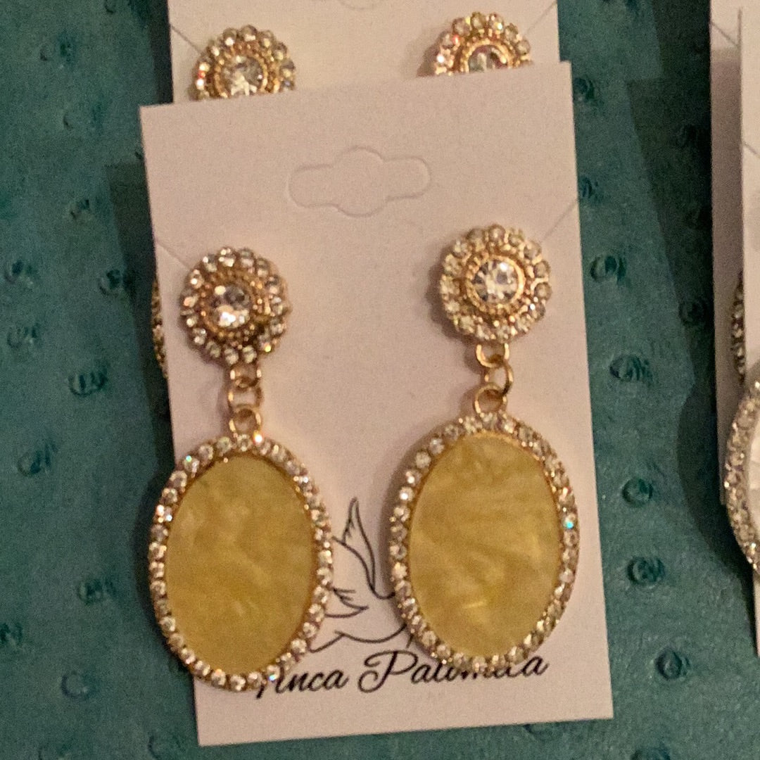 Dangle earrings