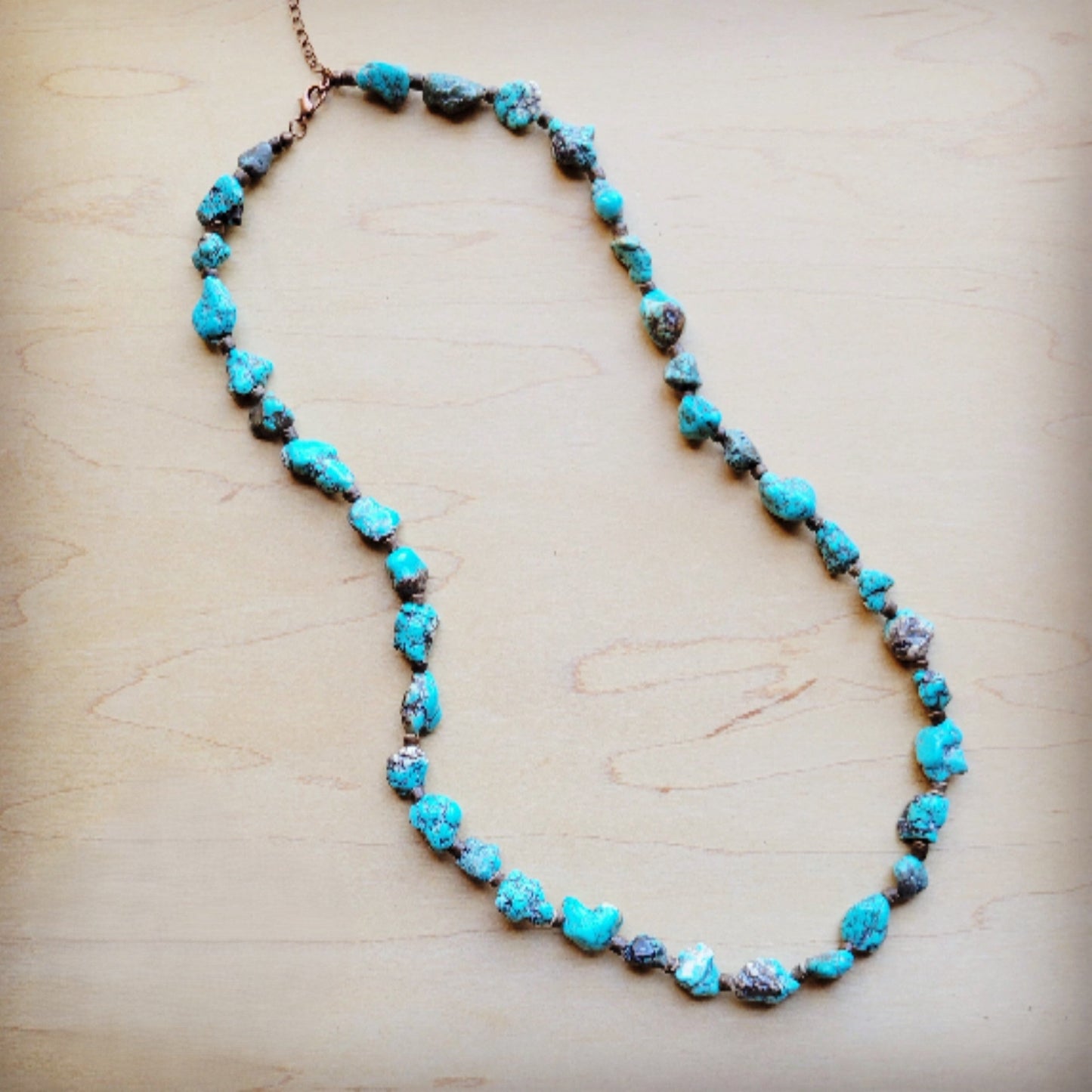 **Long Blue Turquoise and Wood Necklace 259k