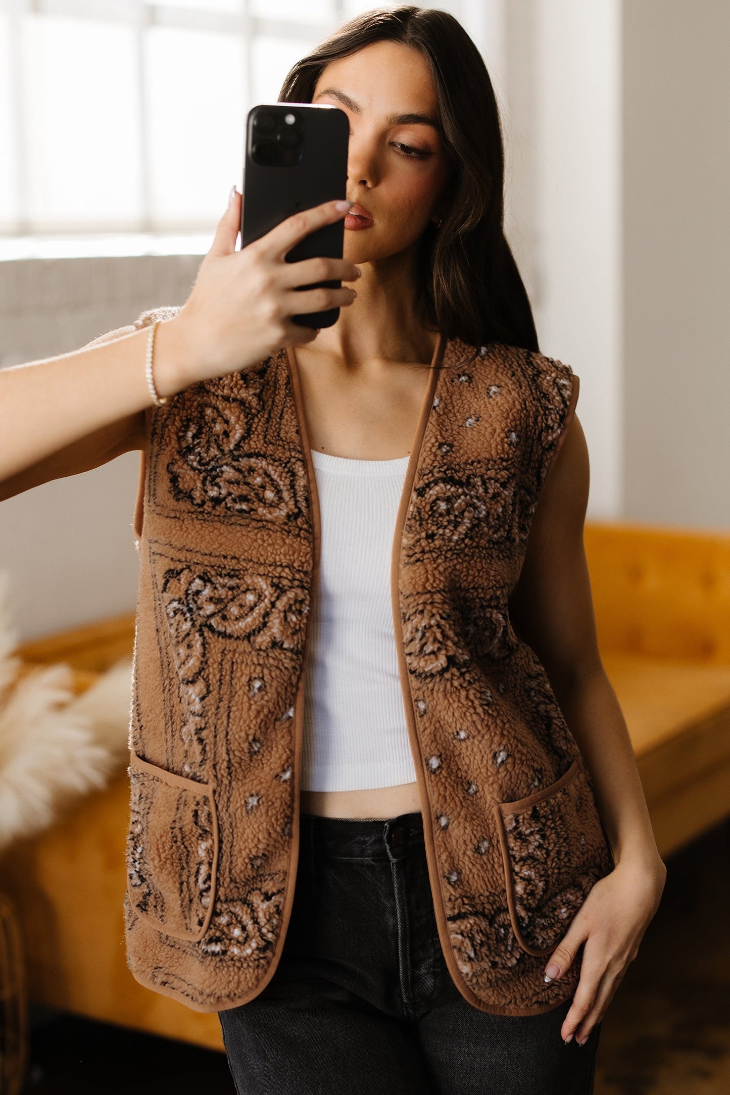 Sherpa Paisley Pocketed Western Fashion Vest