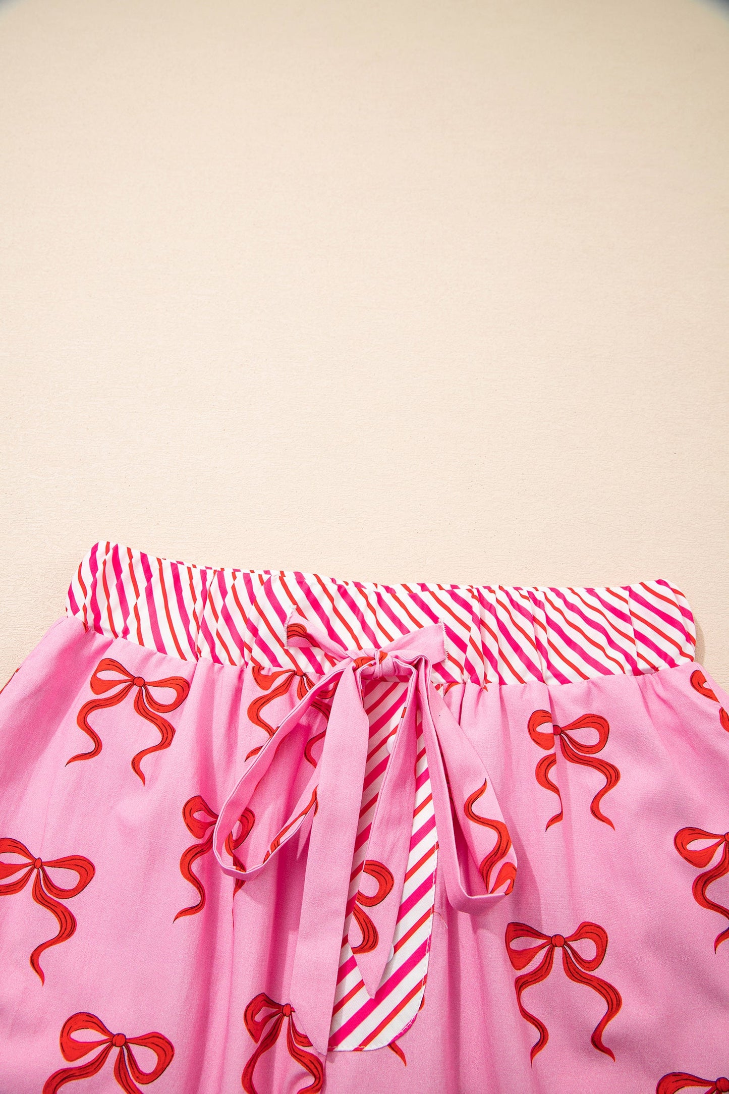 Bow Stripe Patchwork Elastic Waist Lace Trim Shorts