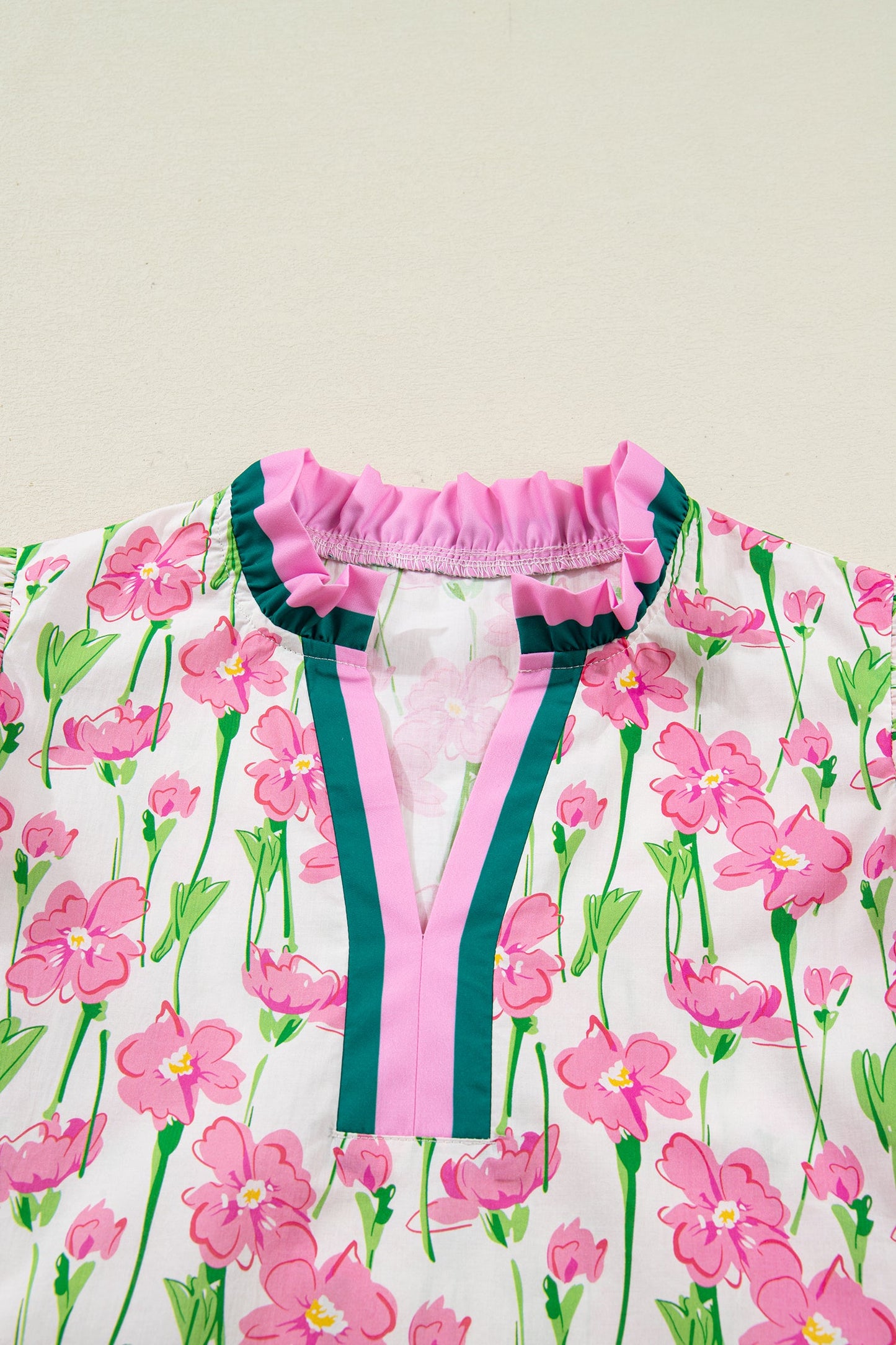 Contrast Trim V-Neck Ruffle Short Sleeve Blouse