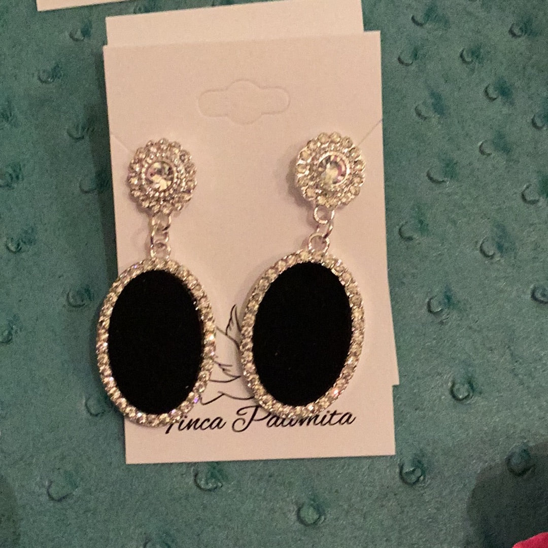 Dangle earrings