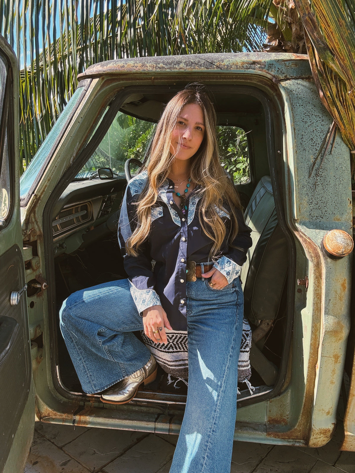 John Wayne Western Pearl Snap Button Up Top In Denim Blue