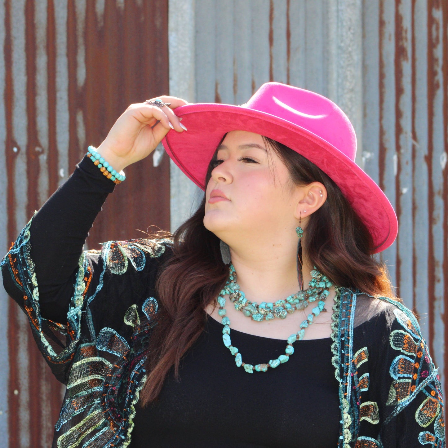 **Long Blue Turquoise and Wood Necklace 259k