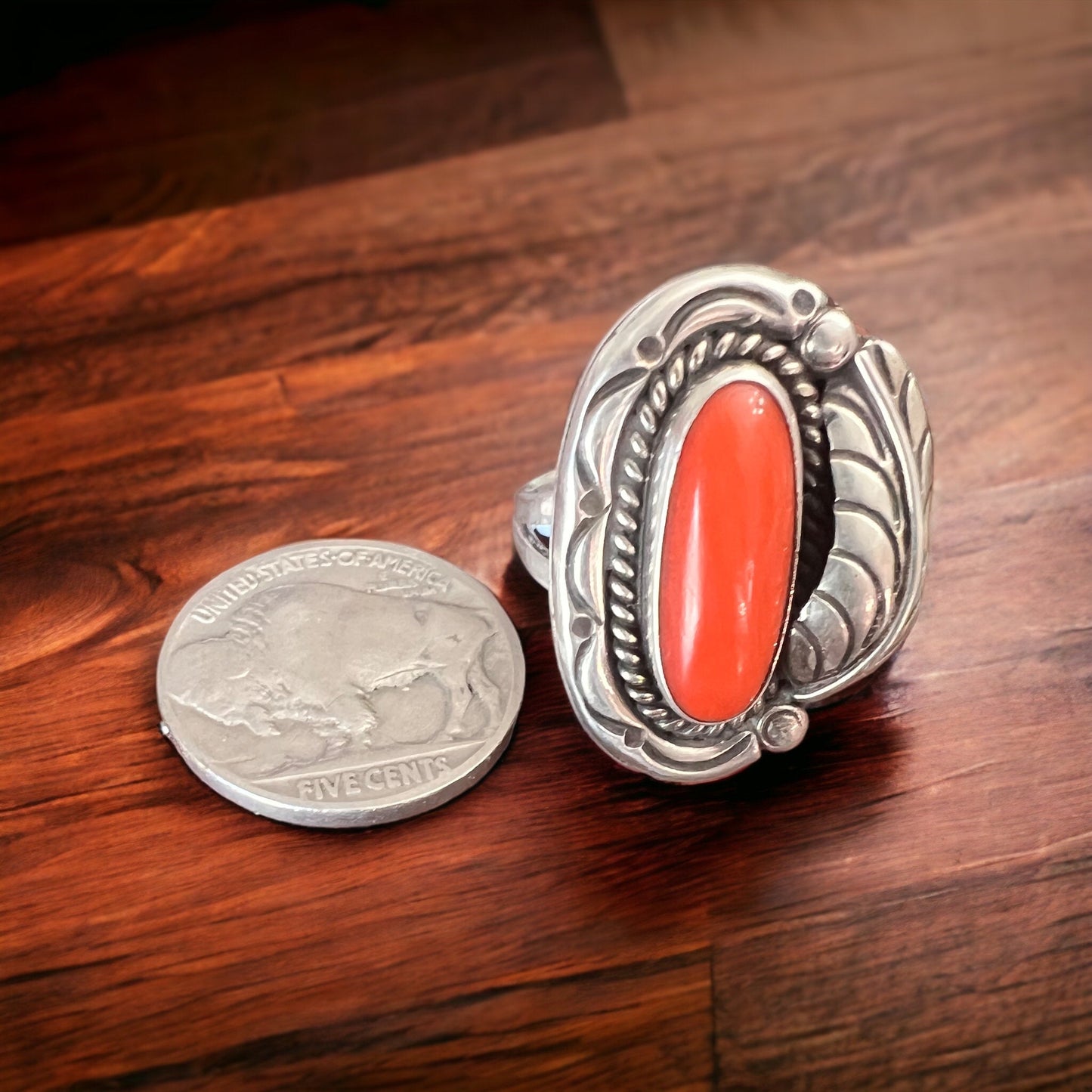 Coral ring - gorgeous large coral on sterling oval base with leaf - Size 6.5