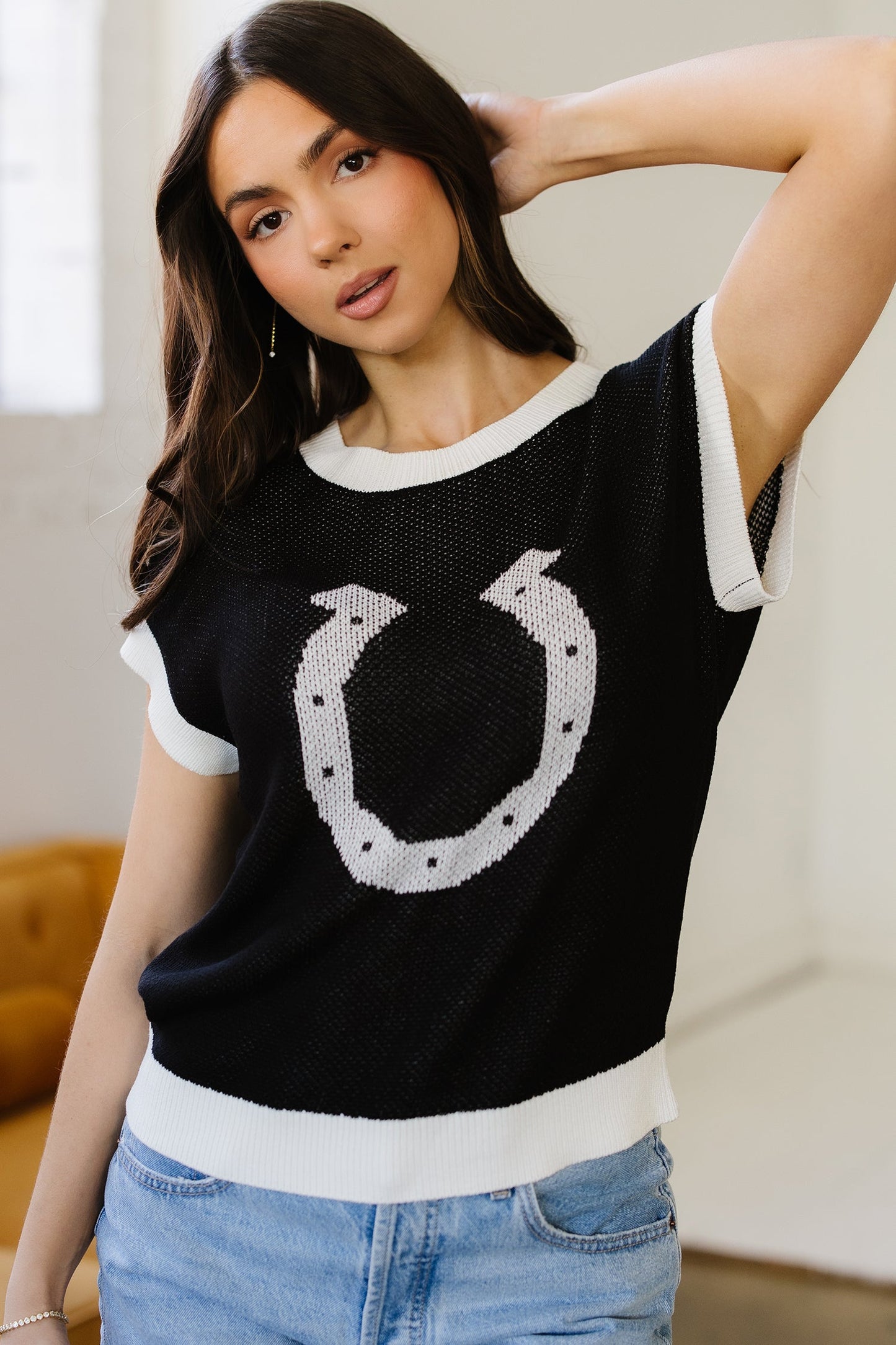Horseshoe Pattern Western Trim Short Sleeve Sweater