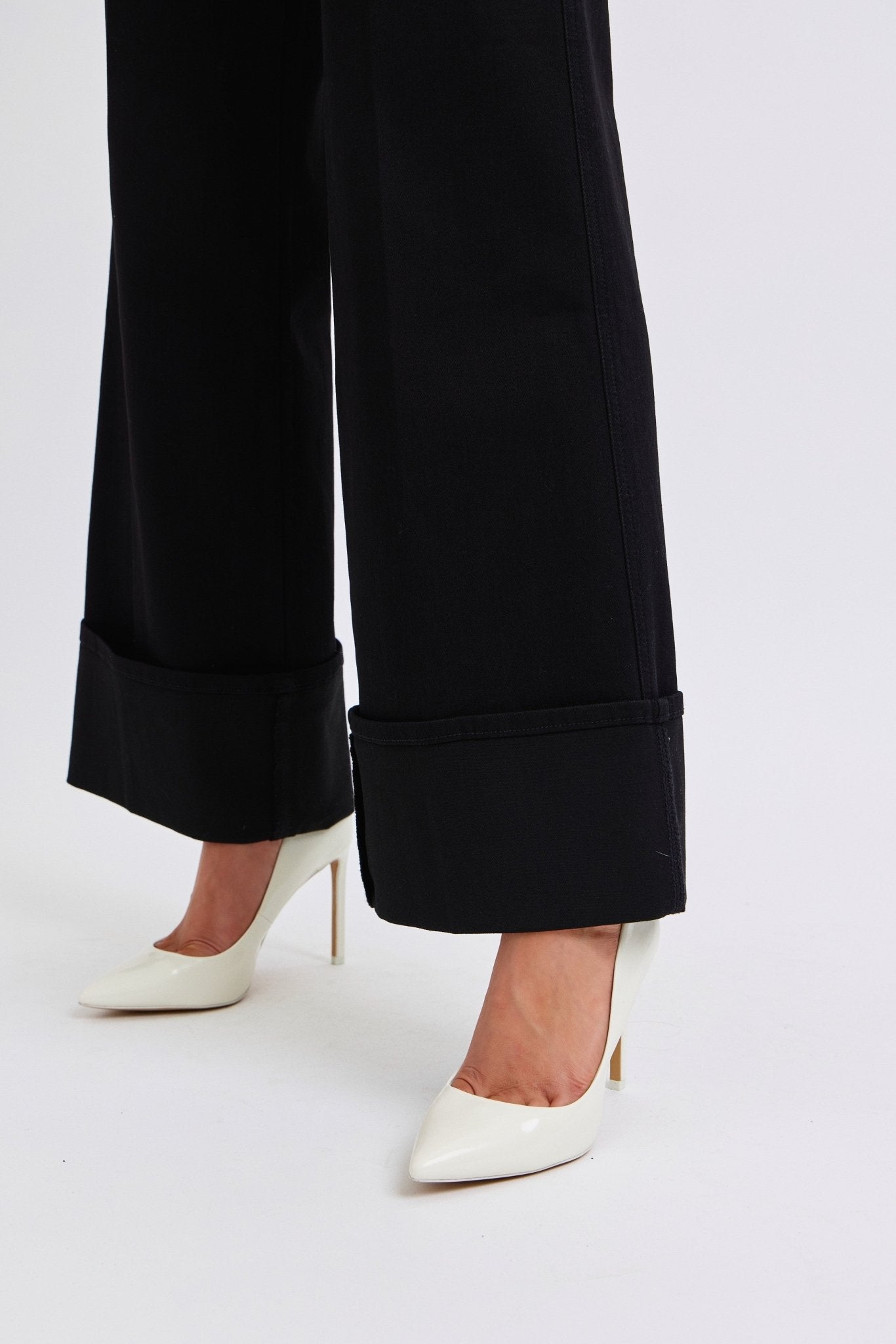 Judy Blue Black Retro Wide Cuffed Leg Jean - size 9 remains